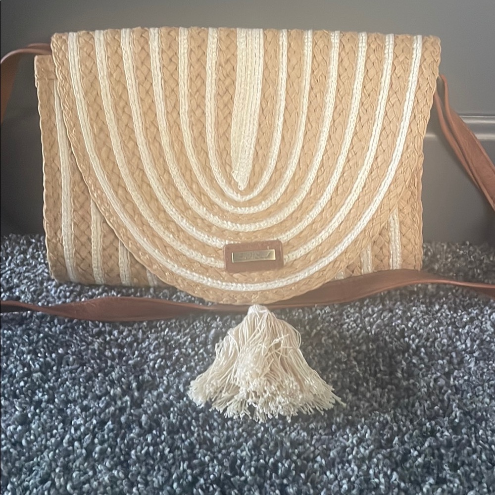 Elegant Tan Woven Bag